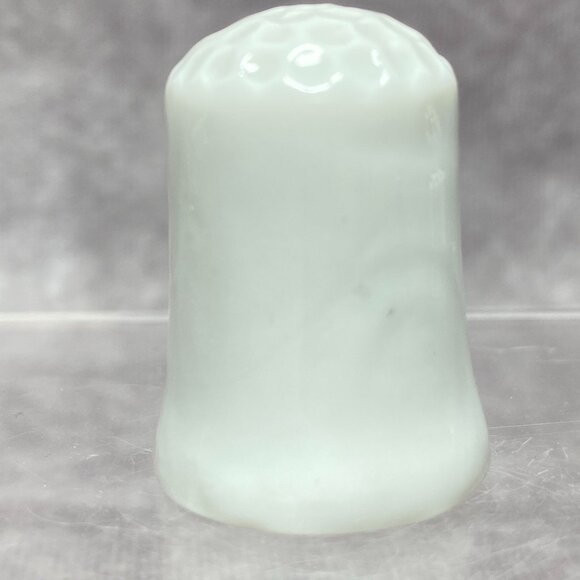 Wisconsin Souvenir Porcelain Thimble With Farm Scene Design Sewing Collectible - Picture 5 of 10